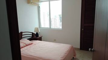 Shared Dormitory, 3 Bedrooms, Accessible, Smoking | 3 bedrooms