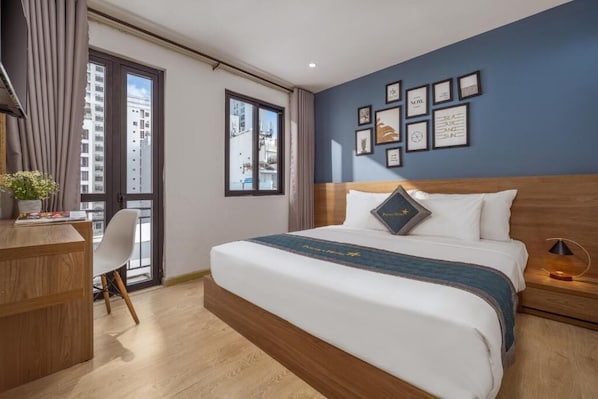 Soundproofing, free WiFi