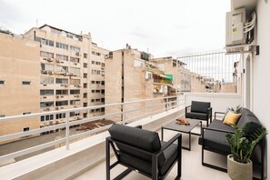 Departamento Grand, 2 camas Queen size | Balcón