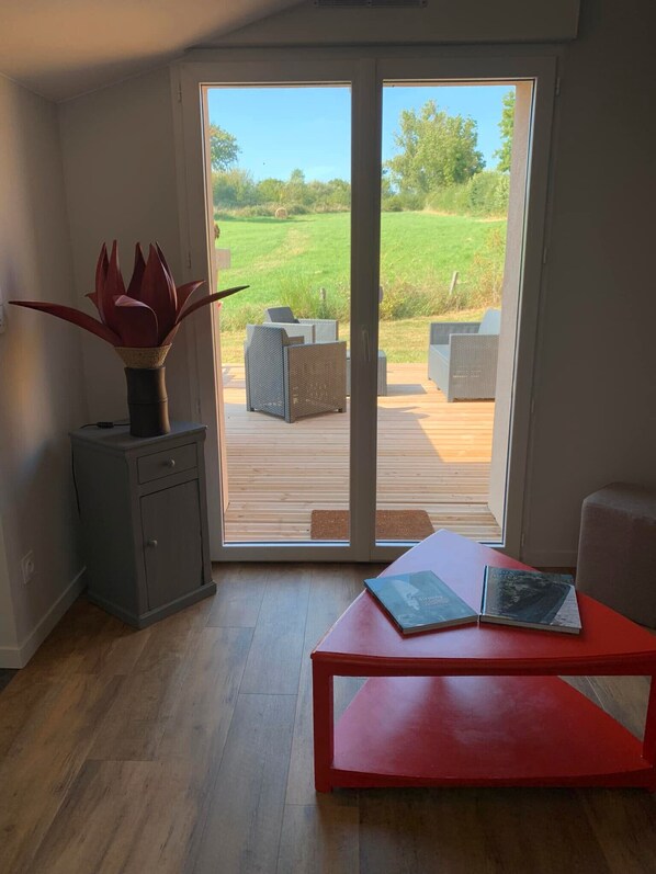 Interior - Cottage 'Domaine De Jarentin 4-5 P' with Wi-Fi (Saint-Marcel-de-Féline)