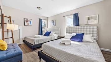 3 bedrooms, iron/ironing board, WiFi, bed sheets