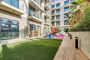 Außen-Kinderspielplatz