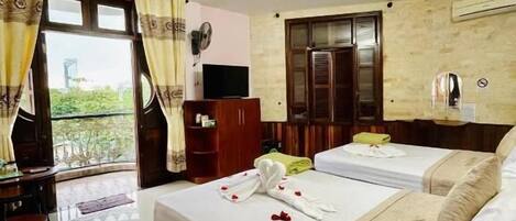 Iron/ironing board, free WiFi