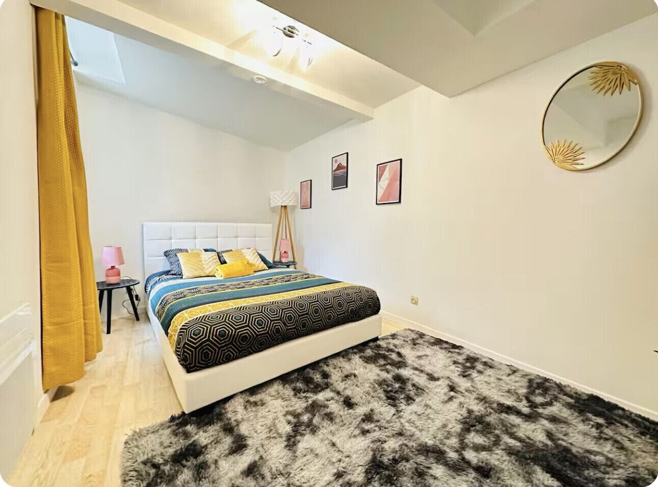 Wifi gratis y ropa de cama 