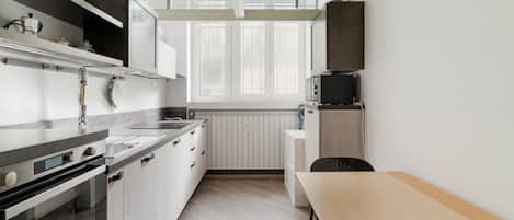 Fridge, microwave, dishwasher