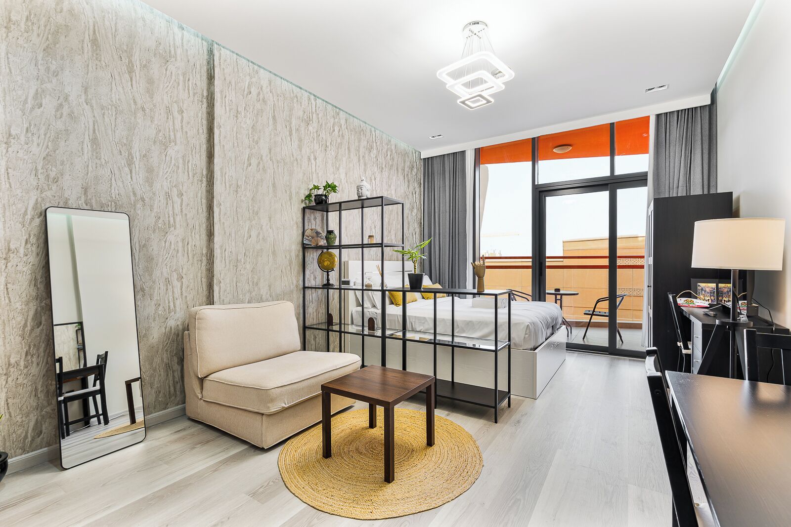 1 bedroom, in-room safe, iron/ironing board, free WiFi