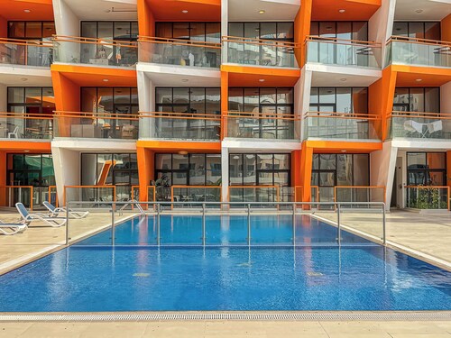 Sunny Studio w/ Pool | Near Silicon Central Mall