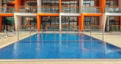 Sunny Studio w/ Pool | Near Silicon Central Mall