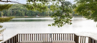 Rennie Lake Hideaway Cottage