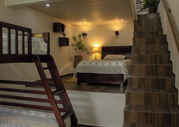 Căn hộ, 3 phòng ngủ, ban công, quang cảnh vườn | 3 phòng ngủ