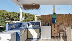 Coffee/tea maker, fridge, microwave, oven - Sea View Terrace - Santa Caterina di Nardò (Nardò)