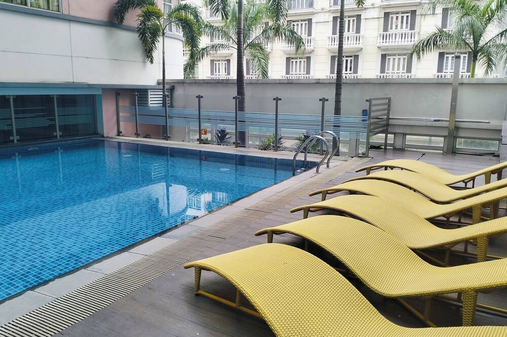 NAIA Manila Airport - Newport Residences