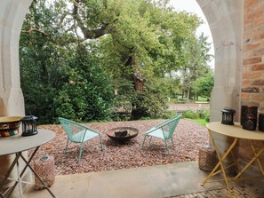 Cottage | Tempat makan outdoor