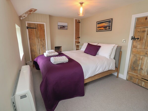 2 bedrooms, individually decorated, individually furnished, free WiFi - 6 Gravel Hill (King's Lynn)