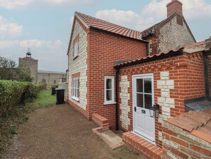 Exterior - 6 Gravel Hill (King's Lynn)