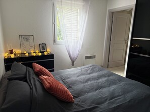 1 chambre, accĂšs au Wi-Fi (inclus), literie fournie