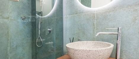 Regadera y bidet