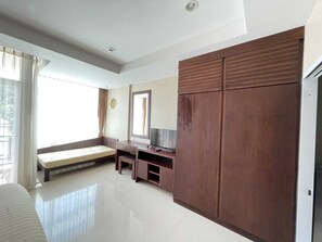 Apartment, City View | In-room safe, free WiFi