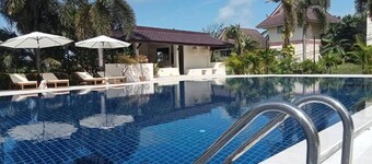 Lanta Garden Hill Resort and Apartments