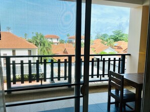 Apartment, Partial Sea View | In-room safe, free WiFi
