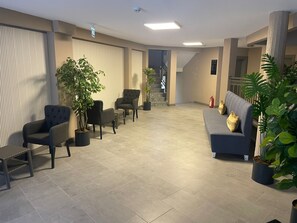 ロビー応接スペース