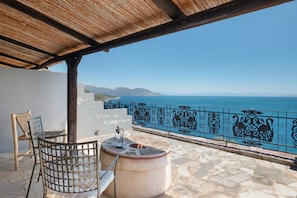 Terrace/patio - Apartment 'Castle Rizaraki 204' with Sea View, Wi-Fi and Air Conditioning (Γύθειο)