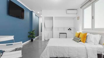 3 habitaciones, tabla de planchar con plancha, wifi y ropa de cama