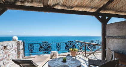 Apartment 'Castle Rizaraki 206' with Sea View, Wi-Fi and Air Conditioning