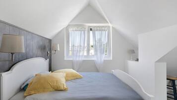 3 chambres, fer et planche Ă repasser, Wi-Fi, draps fournis