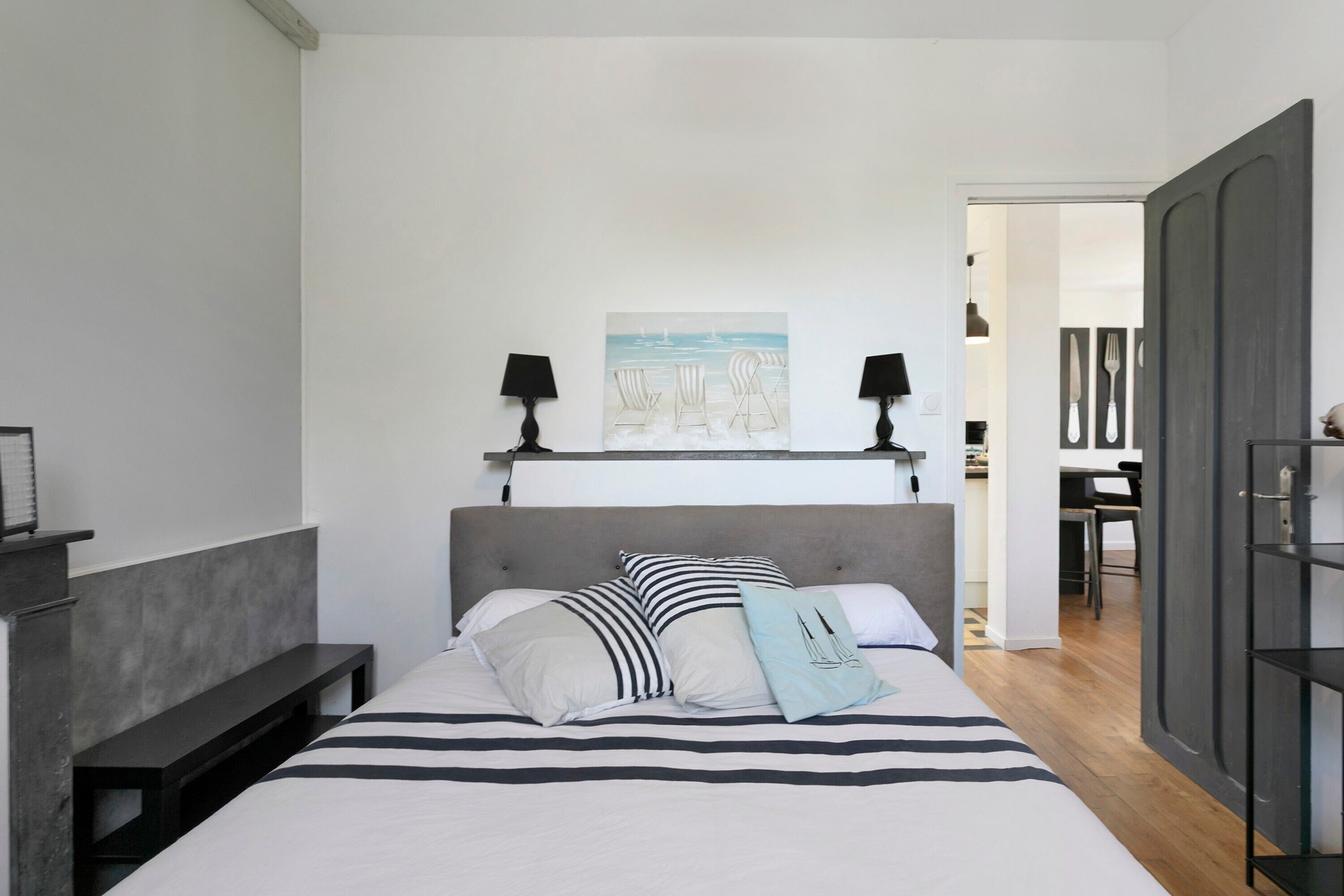 3 chambres, fer et planche à repasser, Wi-Fi, draps fournis