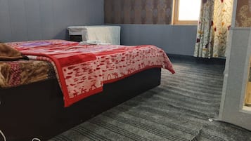 Standard Room | Free WiFi