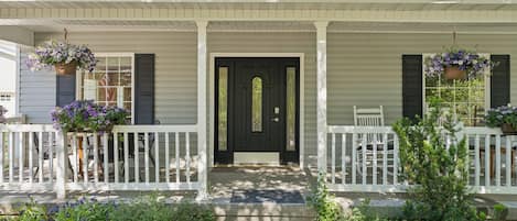 المنشأة من الخارج