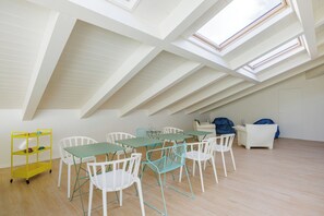 Leilighet, 3 soverom | Spisestue