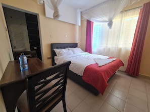 Standard Single Room, Garden View | Free WiFi, bed sheets - Reva Place Resort  (Eldoret)