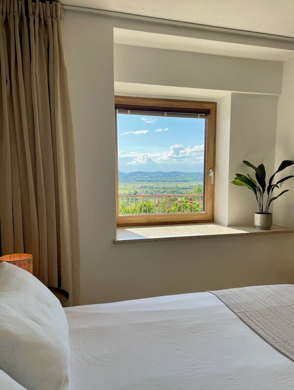 1 camera, Wi-Fi, lenzuola