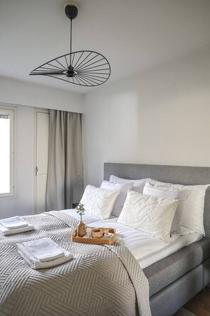 Työpöytä, Wi-Fi, vuodevaatteet