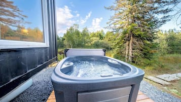 Bain à remous extérieur