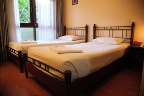 Villa | Blackout drapes, iron/ironing board, free WiFi