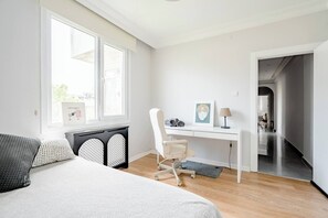 3 chambres, accès au Wi-Fi (inclus), literie fournie