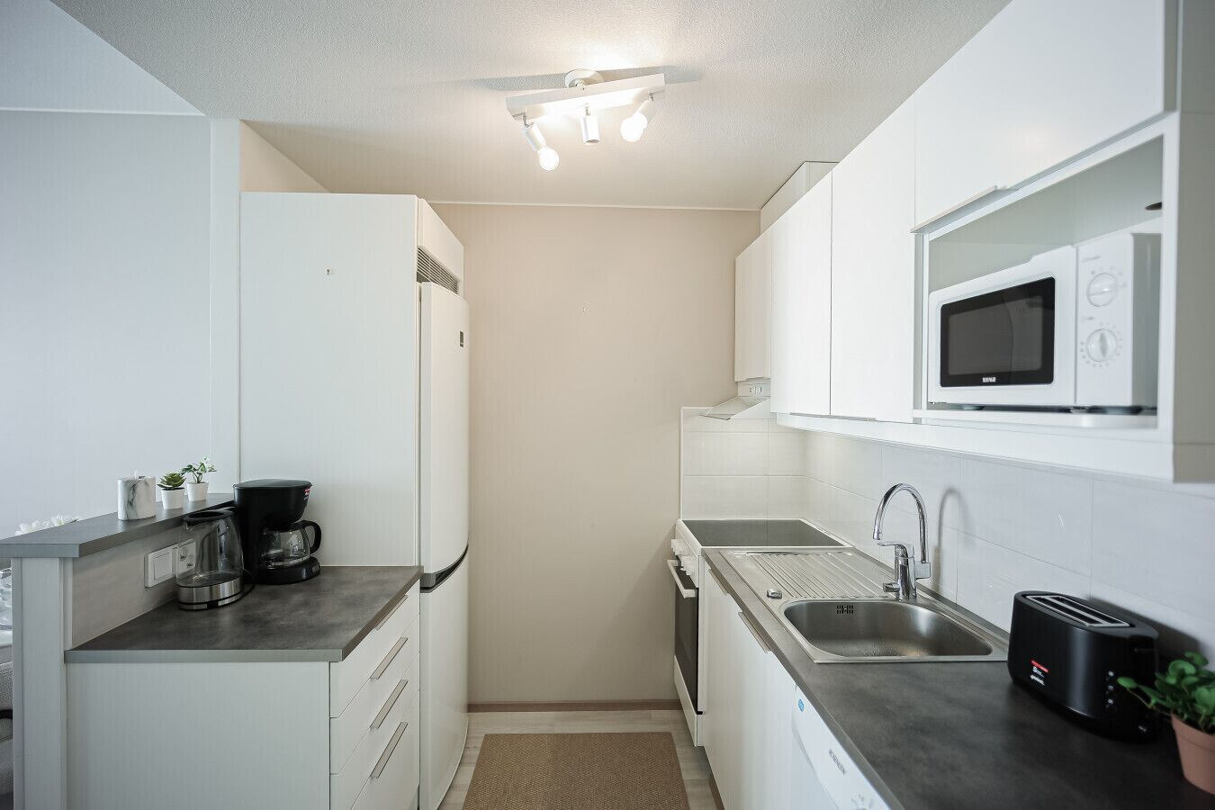 Microwave, oven, stovetop, dishwasher