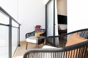 Comfort Studio, Balcony, City View | Balcony