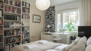 Työpöytä, silitysrauta/-lauta, Wi-Fi