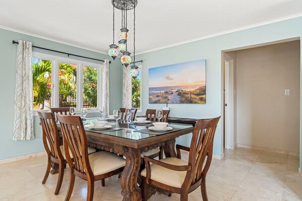 House (3 Bedrooms) | Property amenity