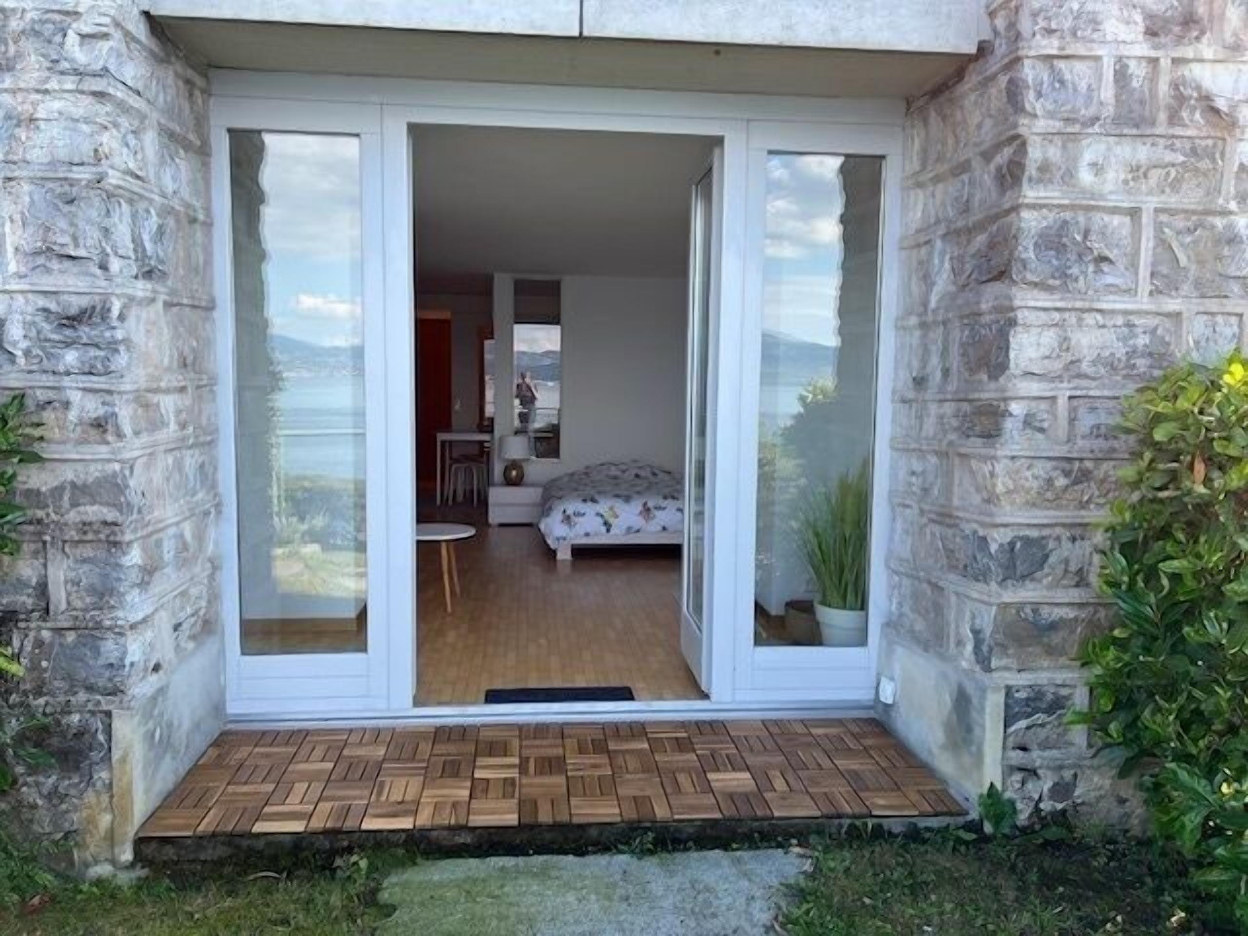 1 bedroom, internet, bed sheets