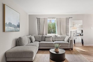 Appartement, 2 chambres | Coin séjour