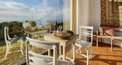 Ferienhaus 'Serreta Island Home 1 Premium' mit Meerblick, privater Terrasse und WLAN