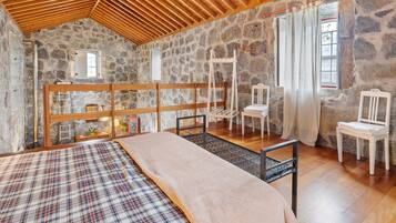 Strykejern/-brett, wi-fi og sengetøy