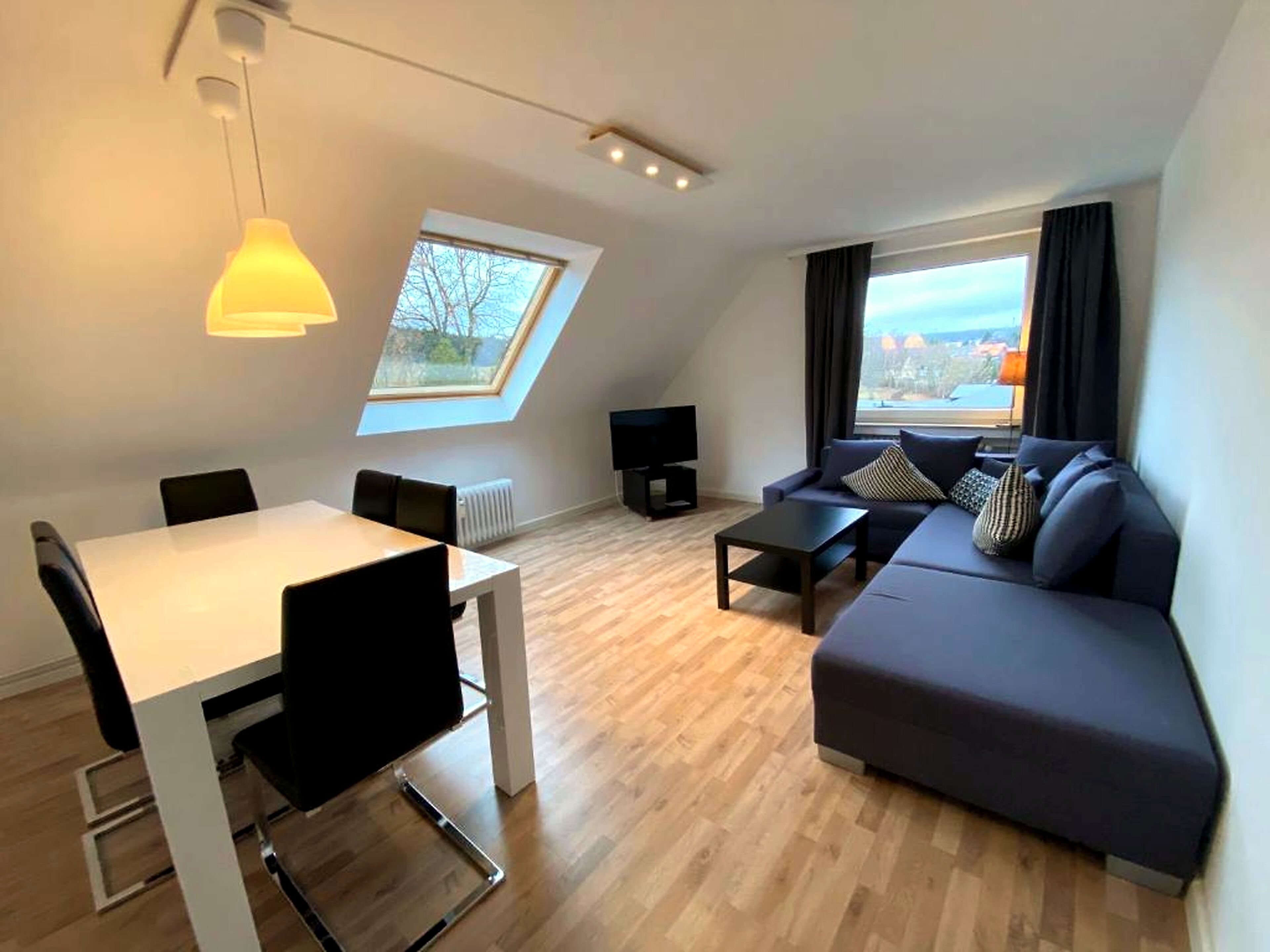 Classic Apartment, Mountain View | Living area