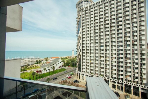 Front of property - Batumi Royal Apartments (Batumi)