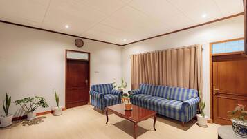 Villa | Living area